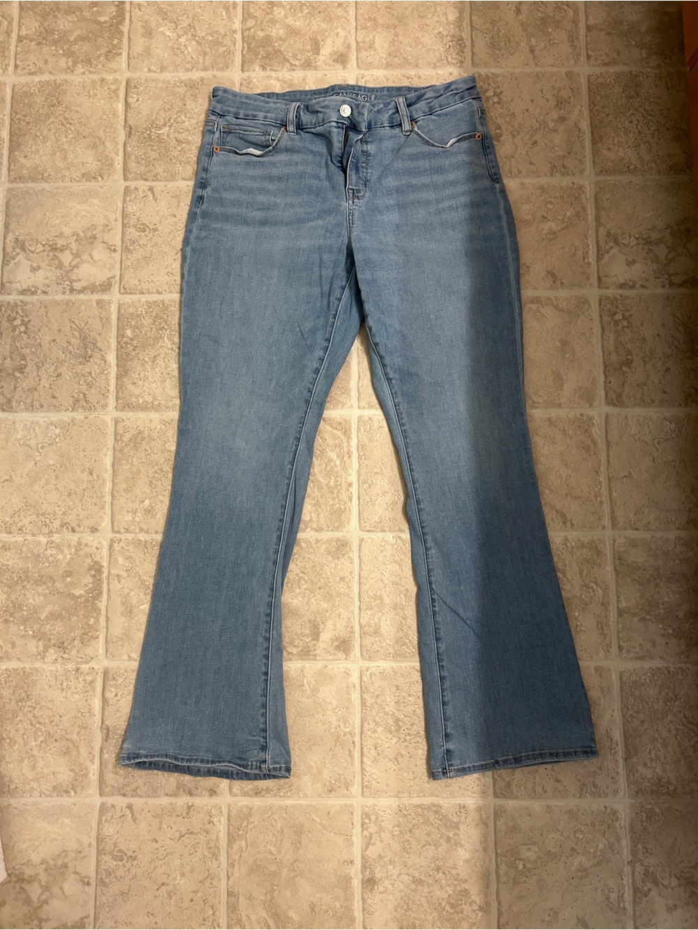 American Eagle Women's Curvy High Rise Skinny Kick jeans - light blue
